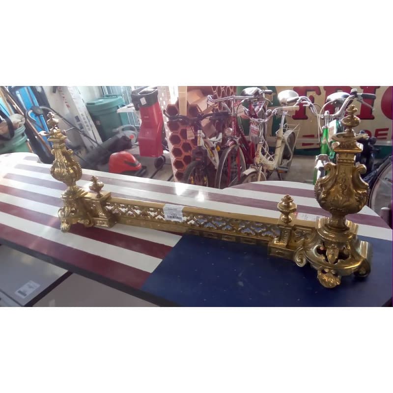 Barre de cheminée en bronze doré