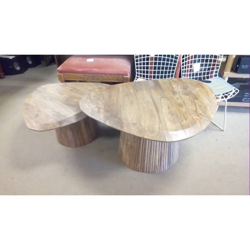 Tables gigognes en manguier massif